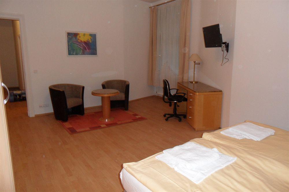 Zimmervermietung Haertig * Berlin