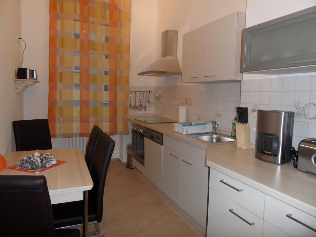 Apartment Zimmervermietung Haertig