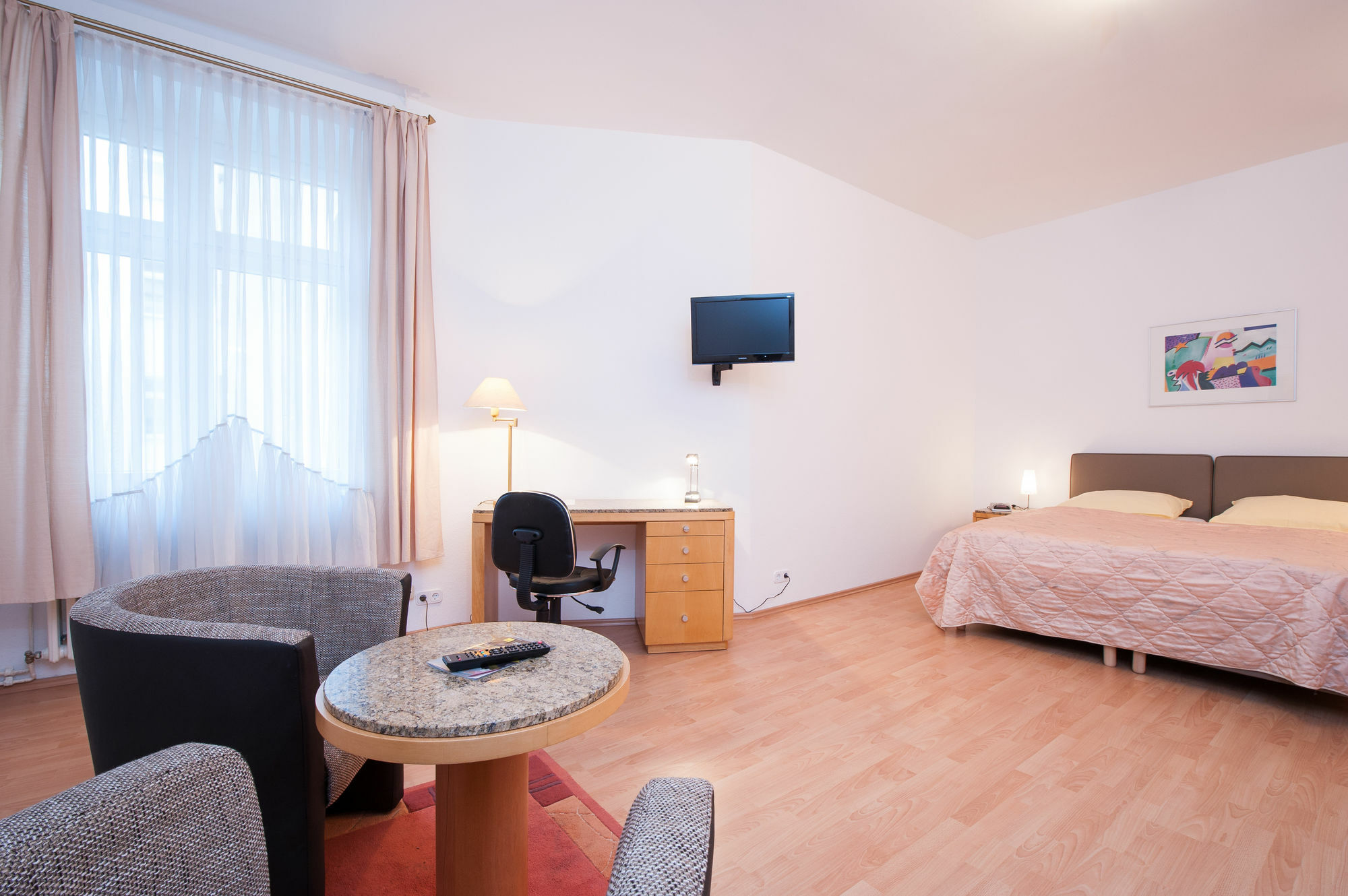 Apartment Zimmervermietung Haertig *